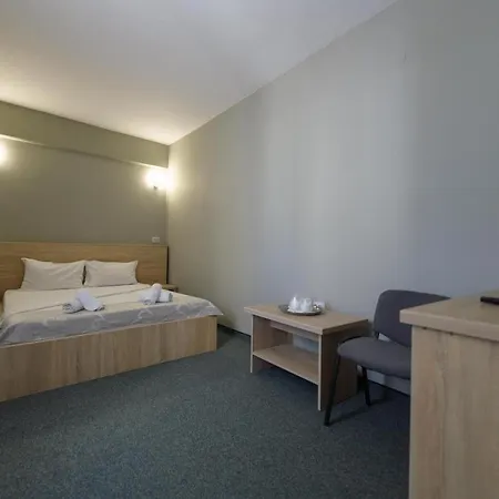 Cora Otel